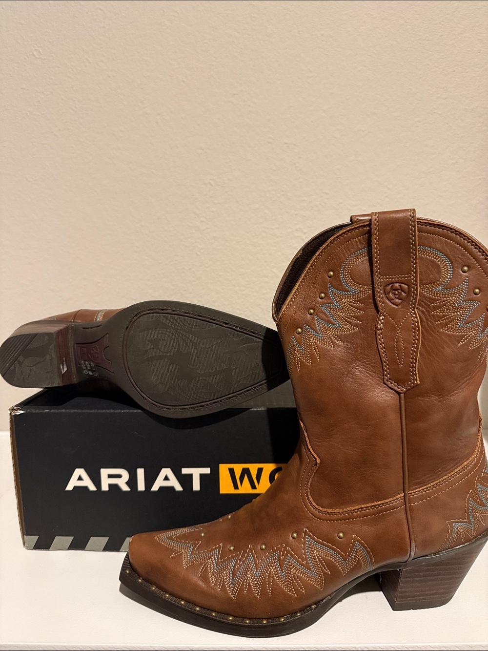 Ariat Tan Leather Western Boots with Stud & Embroidered Accents. Never worn
